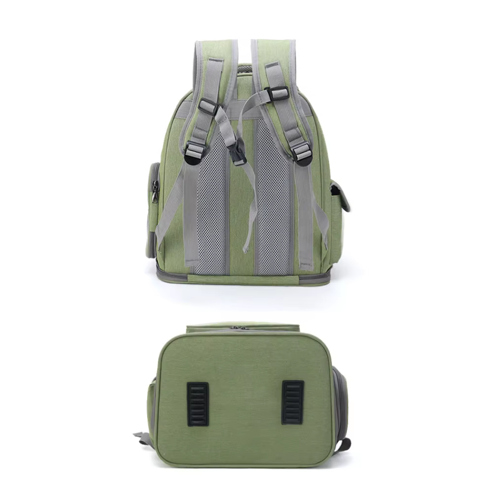 Face arrière du sac à dos vert montrant ses bretelles rembourrées